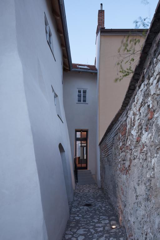 Hotel Stajnhaus à Mikulov Extérieur photo