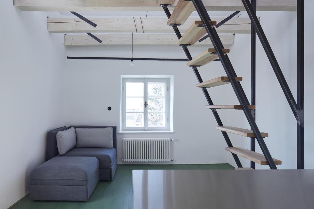 Hotel Stajnhaus à Mikulov Extérieur photo